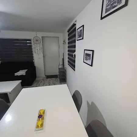 Maly Bialy Cicha 1 Apartman *