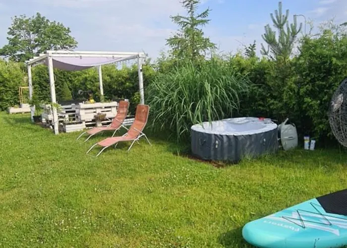 Maly Bialy Cicha 1 * Duninowo